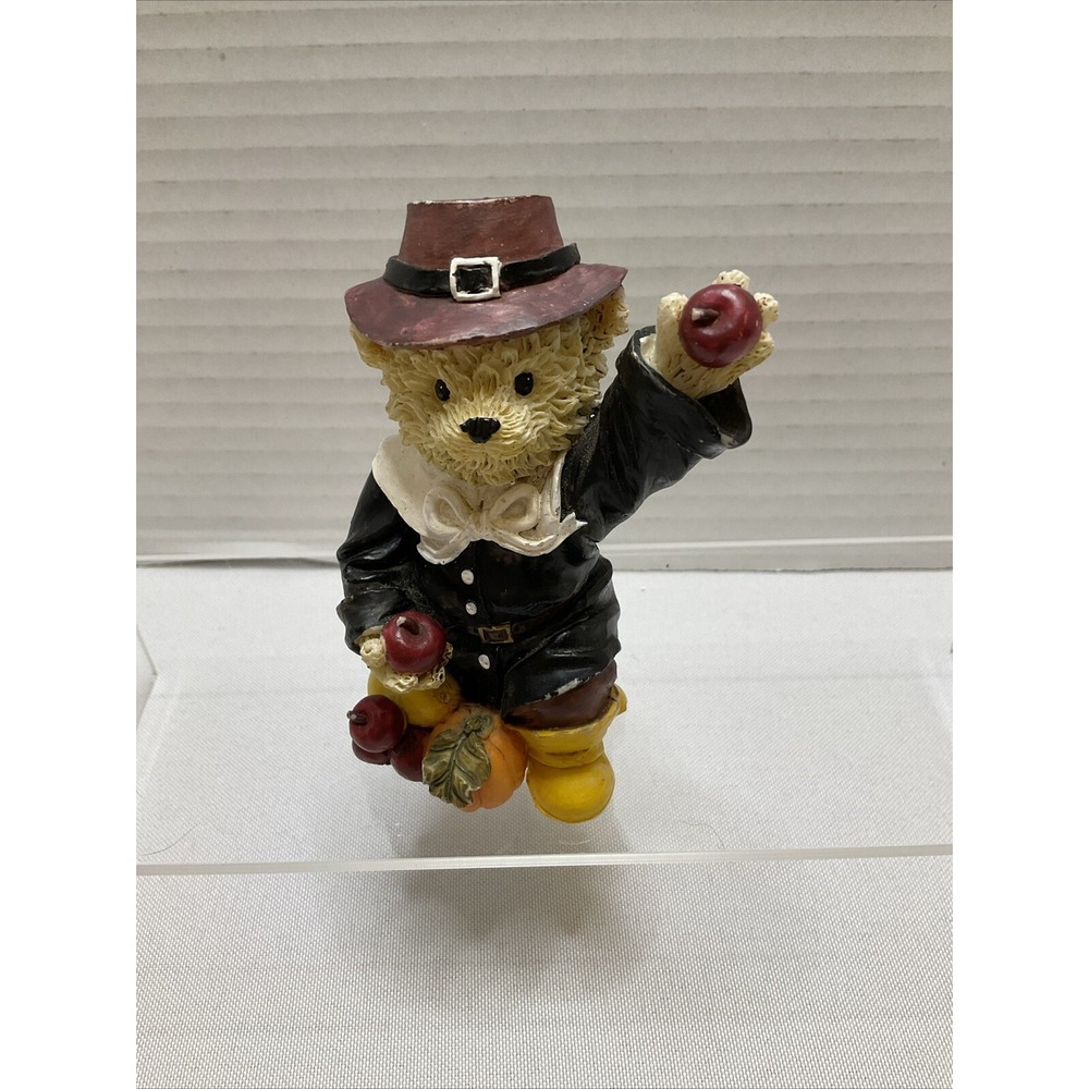 Brinnco‎ Pilgrim Bear Holding Apple Thanksgiving Harvest